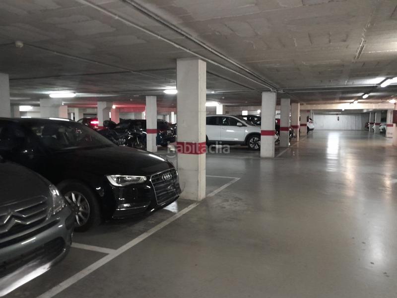 Foto 97941752-b50c-484d-bec1-e52e6ad9554c. Autoparkplatz in Navas Barcelona