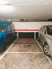 Aparcament cotxe a Navas. Oportunidad parking coche pequeo o 2 motos!!