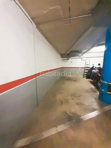Foto 3567fe53-40df-4a9c-b8a3-a4650d384b5a. Car parking in Navas Barcelona