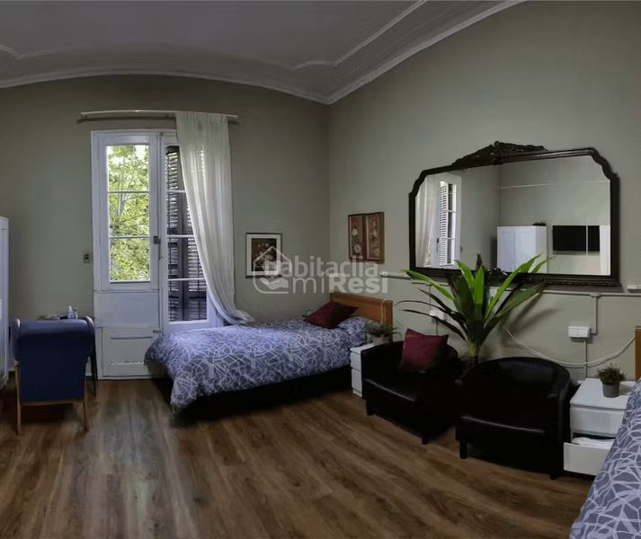 Foto fcabef8e-8481-4384-92a8-ba427bac6da3. Local comercial amb calefacció a Dreta de l´Eixample Barcelona