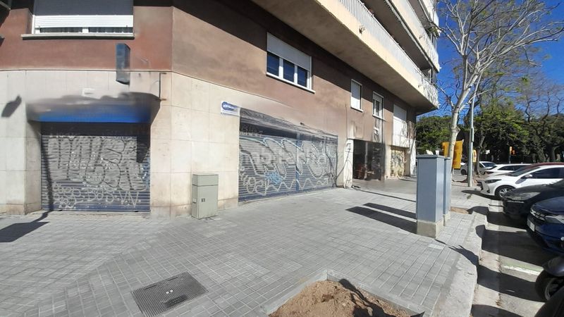 Foto 75f7391c-294e-44d2-a48c-846a2f0dcc97. Traspàs local comercial a La Sagrera Barcelona