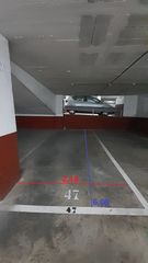 Lloguer Aparcament cotxe a La Sagrera. Gran plaza de parking para coche y moto