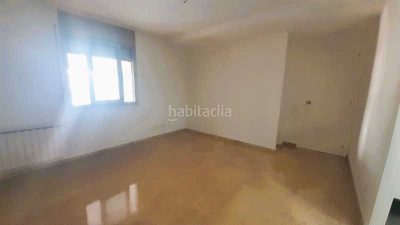 Foto 24f62379-bd3b-4c18-9208-47c0618dd31f. Dúplex amb calefacció a Marianao Sant Boi de Llobregat