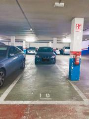 Car parking in Navas