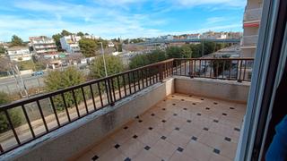 Piso  Carrer de llus companys. Piso con parking, trastero y terraza en segur de calafell