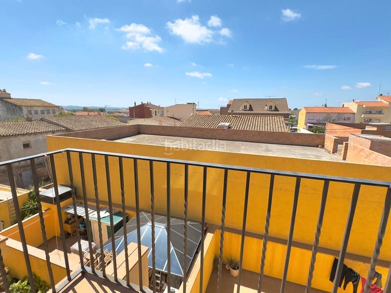 Foto f03e2cbc-c8bf-4596-9b6e-8b8706bb183c. Dúplex atico duplex en pleno centro de llorens del penedes en Llorenç del Penedès