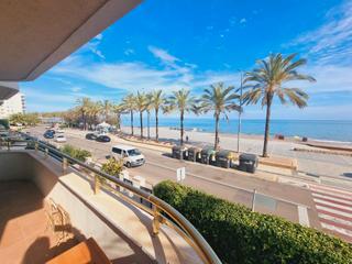 Appartement dans Calafell Poble. Piso en primera linea de mar 