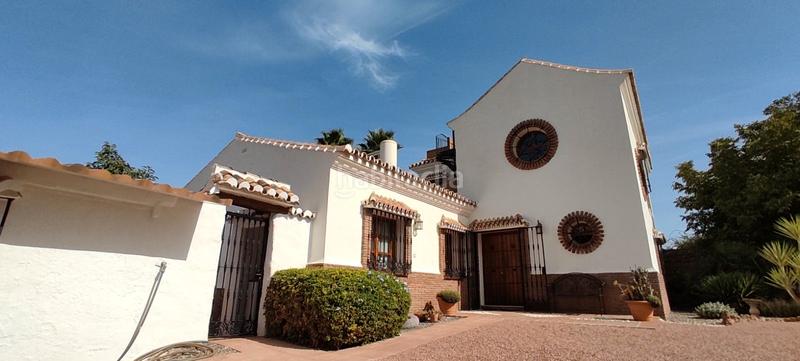 Foto b0e1c7fc-89c1-4714-9b4c-224d3f0b1b57. Masía en plaza principe de españa 1 increíble finca rústica en Coín
