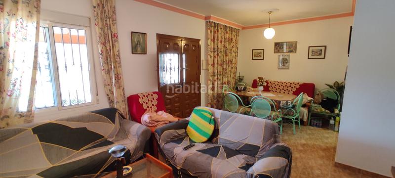 Foto 318346f3-6179-43bc-9805-a41357c83ba2. Mas dans avenida reina sofía 1 dans Coín