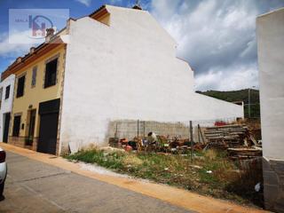 Residential Plot en Calle escuelas 5. Solar urbano listo para construir 350ms en un entorno maravillos