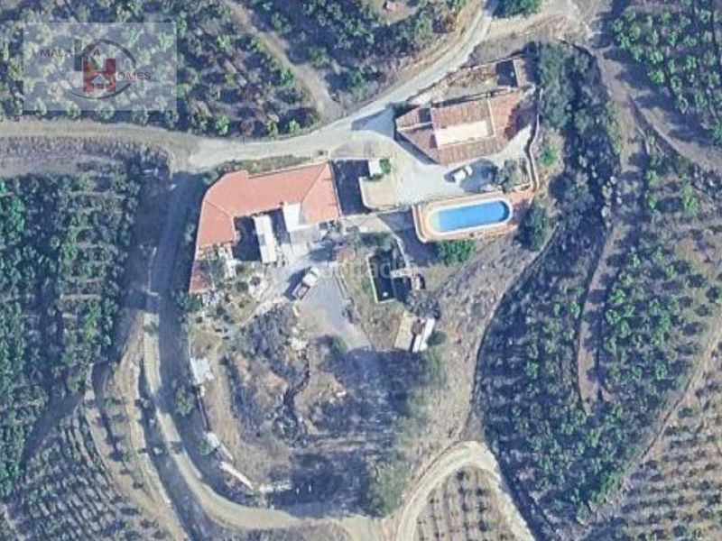 Foto 88eb80d2-8a14-4a6a-b7b8-247afd3788d0. Casa amb aparcament a Norte - Barrio del Pilar - El Reñidero Vélez - Málaga
