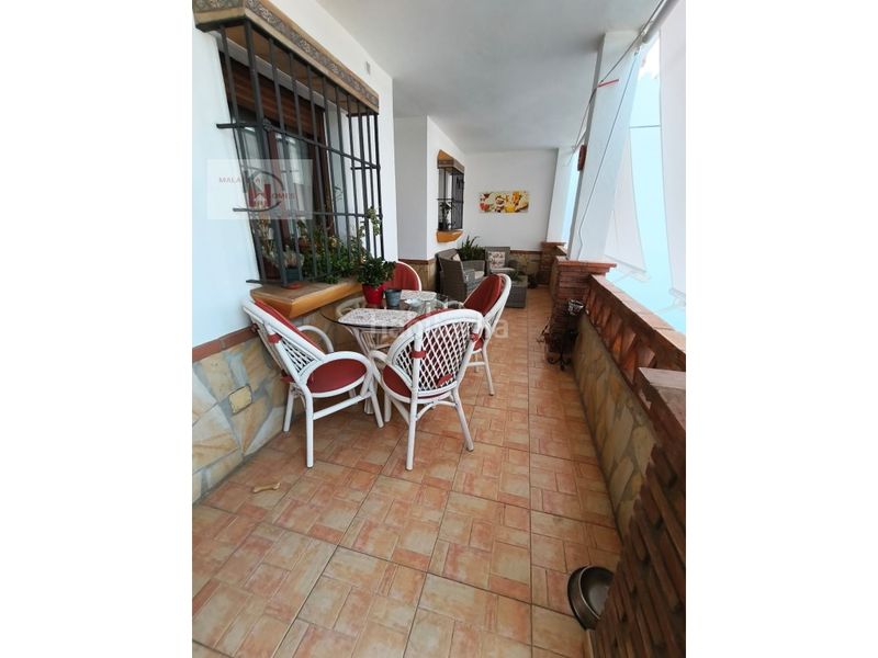 Foto ce56f290-fc39-43c3-a576-5e43bc8fdbb9. Casa amb aparcament a Álora