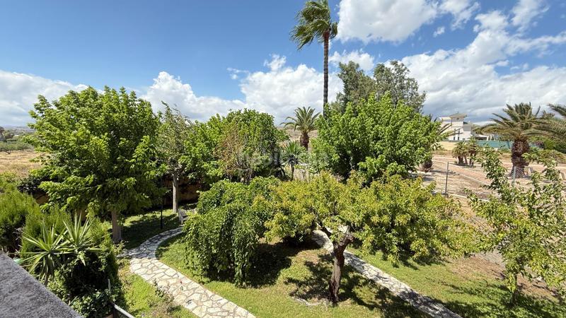 Foto e4b819cd-f8fd-4417-801d-0102b2652c52. Location appartement avec parking piscine dans Campello Playa Campello (el)