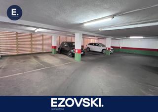 Aparcament cotxe a Barrio del Centro. Oportunidad de 27 plazas de garaje en la misma finca