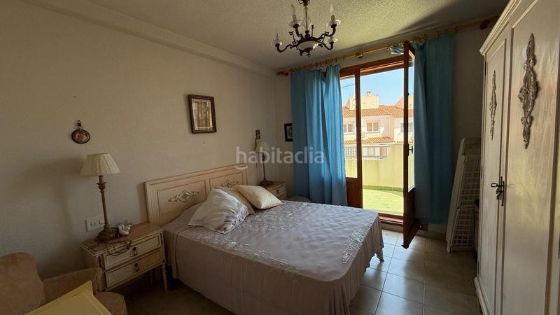 Foto ee669a7c-451b-42ff-95bb-9fab136f2b08. Casa adosada en Playa Muchavista Campello (el)