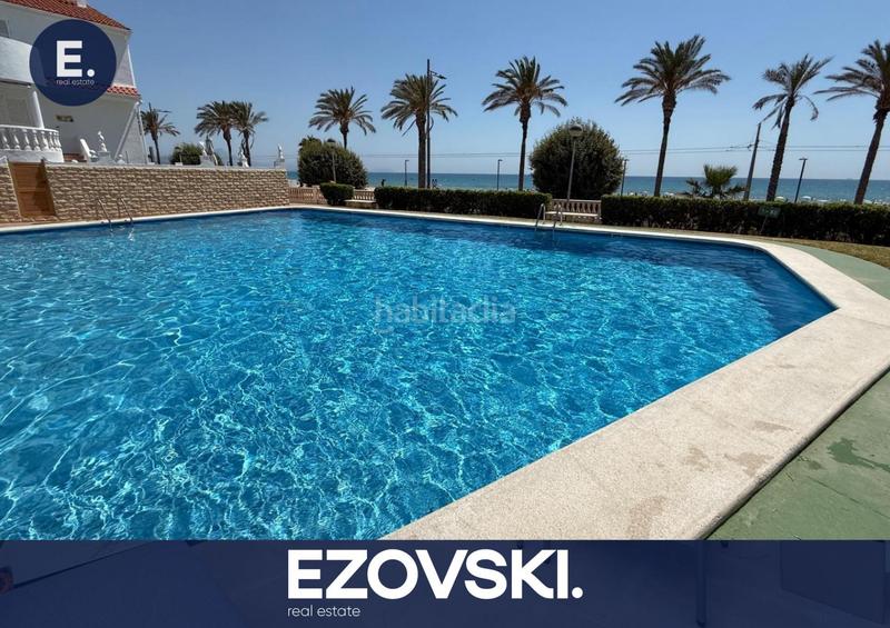 Foto abfd8939-9665-4784-b1ec-9e0d404211ca. Reihenhaus mit parking pool in Playa Muchavista Campello (el)