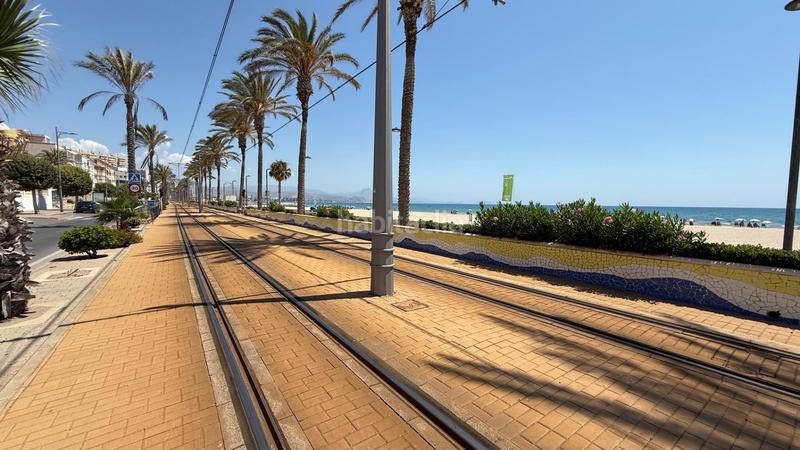 Foto cb84cd9b-a437-4fc3-a005-25dc97dc7d04. Reihenhaus mit parking pool in Playa Muchavista Campello (el)