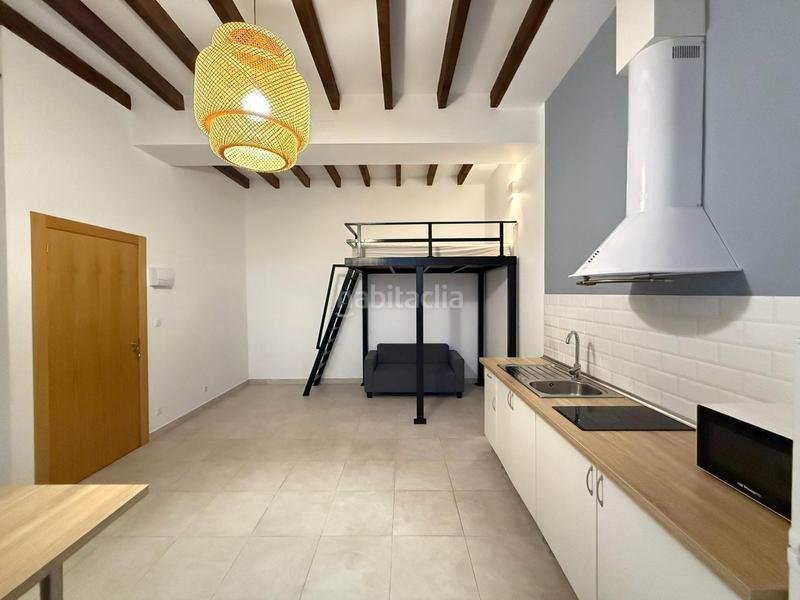 Foto cd5bdc4e-829c-4f96-af33-e38c551a4ca0. Lloguer estudi a Ensanche-Diputación Alicante