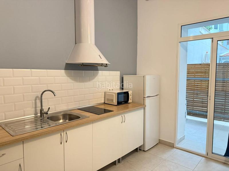 Foto 321d8659-522e-4b8b-bb7c-365b9e25f6ec. Rent studio in Ensanche-Diputación Alicante