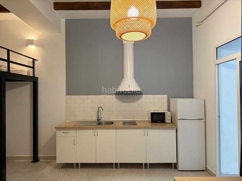 Foto a14e4fb9-417a-4d12-82cf-9a1852f2acbd. Rent studio in Ensanche-Diputación Alicante