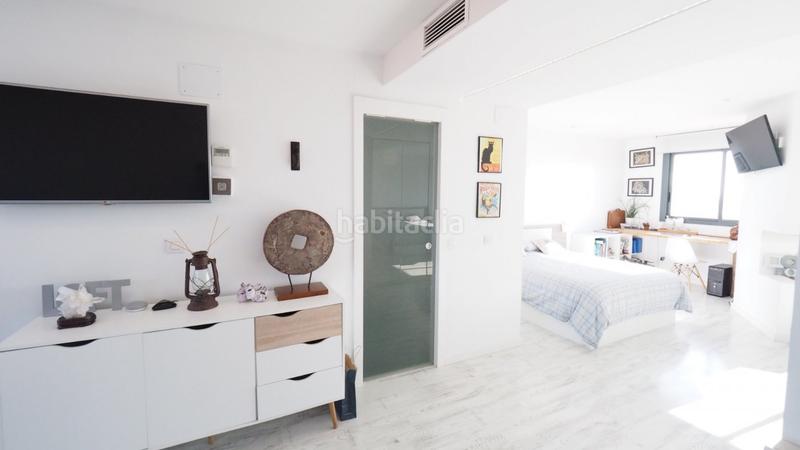 Foto 392d1eff-3d7f-4d8b-b598-bd7351984f60. Alquiler ático  en alquiler en san blas con piscina, garaje y gran terraza en Alicante