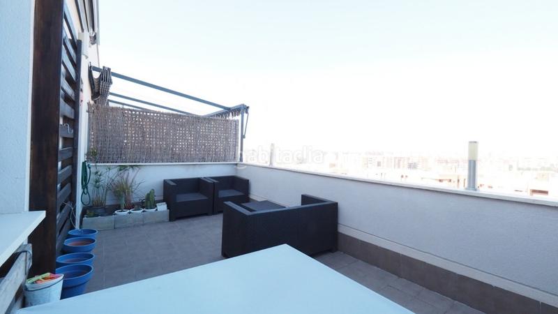 Foto 401fbb40-b2fd-47f1-b424-8eb12941697d. Alquiler ático  en alquiler en san blas con piscina, garaje y gran terraza en Alicante