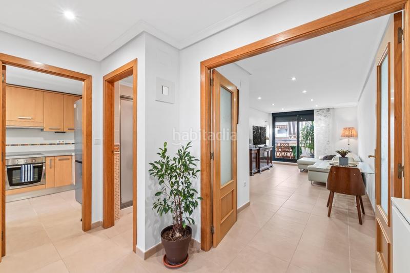 Foto 2eb410ad-a12b-43c1-bbce-d2f63e6a228f. Attique avec chauffage parking dans San Blas Alicante