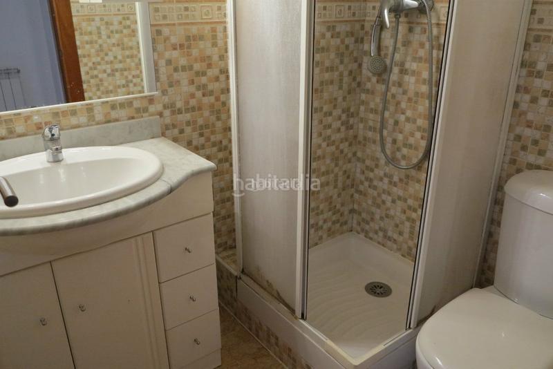 Foto de1dc067-a41e-4c1f-84b7-299e57063560. Pis a carrer jerez 48 a Egara Terrassa