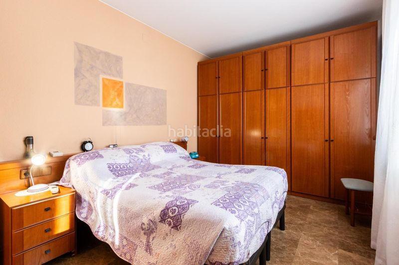 Foto 745f8a55-226d-45a9-b37b-5706f2c34165. Casa amb calefacció piscina a Can Parellada Terrassa