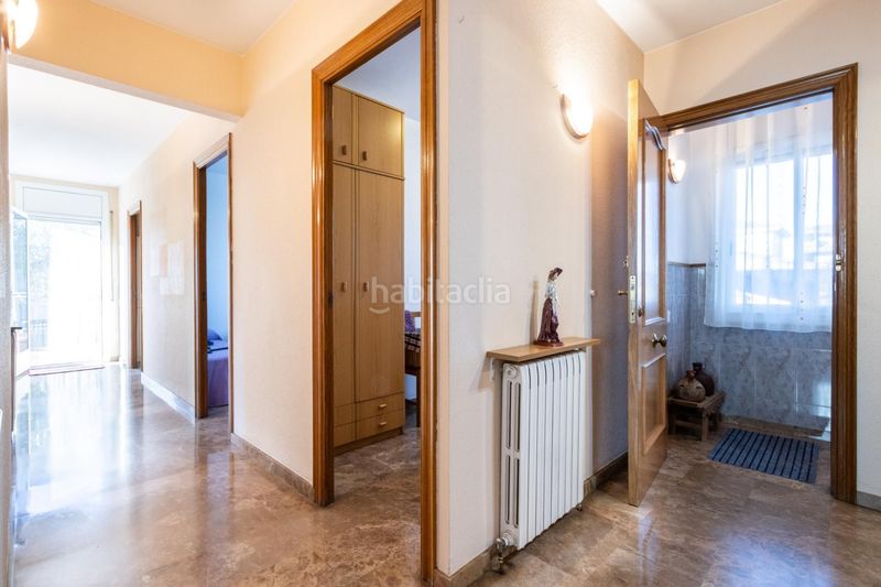 Foto 7e18b882-ae8f-4197-aaf4-42cd0b3576d0. Casa amb calefacció piscina a Can Parellada Terrassa