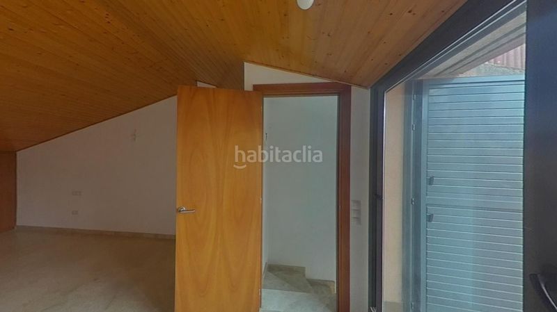 Foto b17335c1-9130-48d8-af43-3aa626920439. Dúplex amb calefacció a San Pere Terrassa
