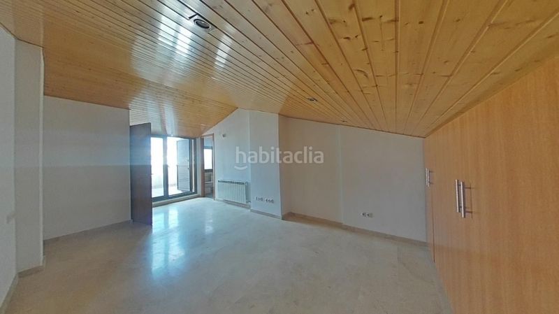 Foto ec1a5018-8680-4ea3-9c7c-3e6a5fa28724. Dúplex amb calefacció a San Pere Terrassa