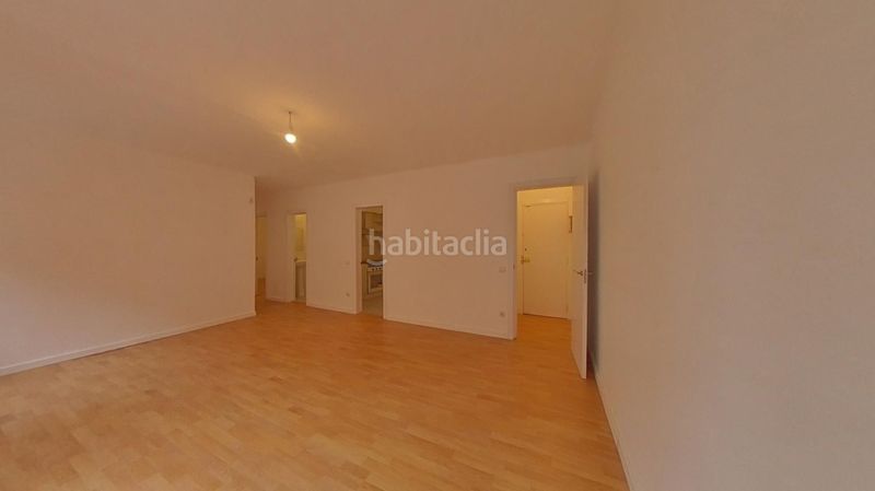 Foto 0a1e6d82-b887-4447-a01b-c02c120ee2e4. Pis a La Maurina Terrassa