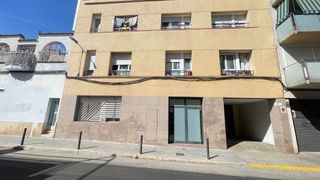 Lloguer Aparcament cotxe a Ca n'Aurell. Plaça daparcament per a vehicle