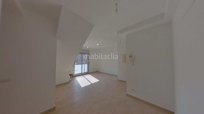 Foto a0e63d21-9e64-49c7-a14f-186b7bb8dace. Dúplex a tarragona 5 a Sant Pere Nord Terrassa