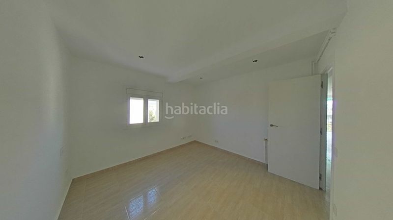 Foto d39419ba-8984-44e2-93b9-2ed5b584bfef. Pis a castellsapera 82 a Sant Llorenç Terrassa