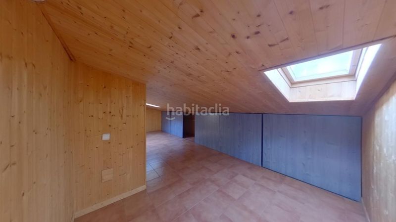 Foto 47d23848-34aa-49ff-969d-1c09aa841538. Dúplex llogat només per a inversor en Can Boada Terrassa