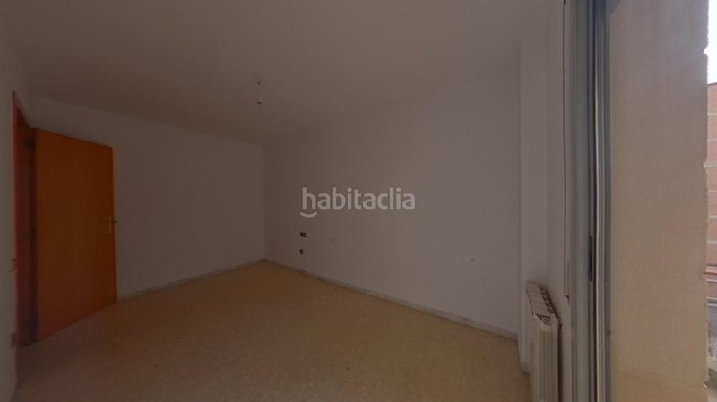 Foto b79a17d2-882f-476f-9ed7-9d2e3b3f061e. Dúplex llogat només per a inversor en Can Boada Terrassa