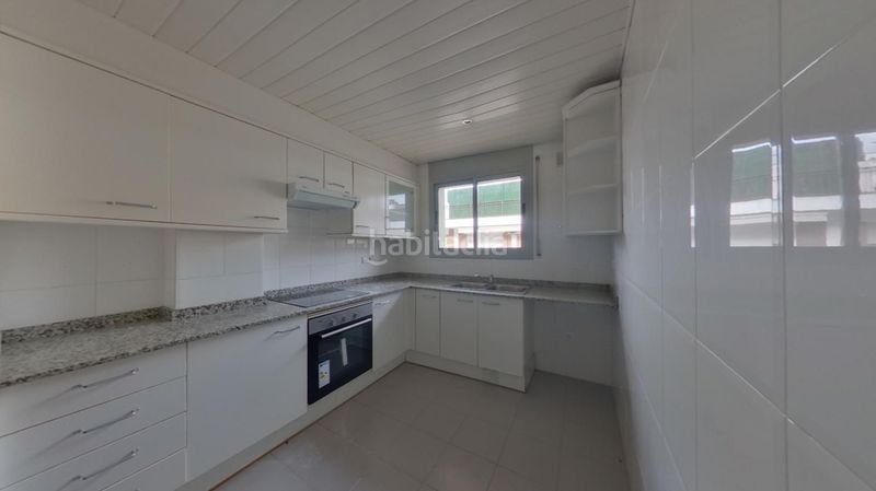 Foto f92a995f-63da-4bb7-b60a-42cdb63b2b7e. Dúplex llogat només per a inversor en Can Boada Terrassa