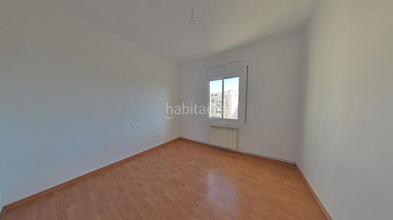 Foto 003276b0-80cc-42b6-b936-f12210893269. Flat in alexandre gali 8 in Can Boada Terrassa