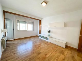 Etagenwohnung in Mossen Angel Rodamilans