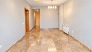 Flat  Lleo 11. Planta baixa en molt bon estat