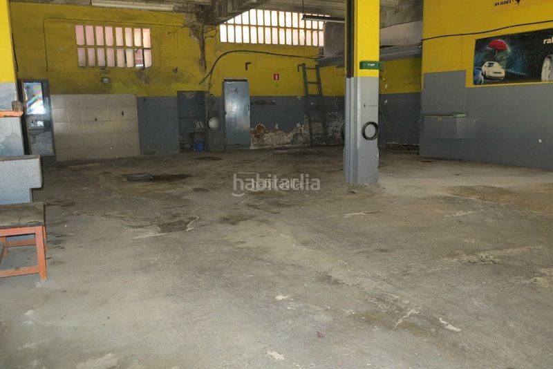 Foto 4a767d97-46d3-4528-b3d4-6ac24e9895df. Casa en carrer mare de deu del mar local per a edificar en Terrassa