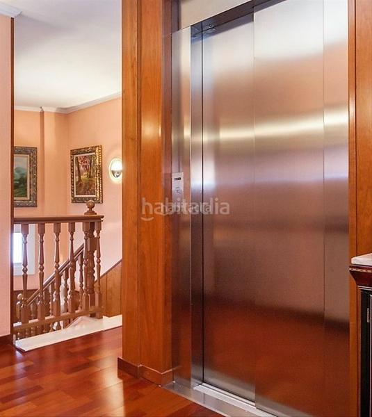 Foto 2162d261-0f0d-464f-a447-acdb2e3535f2. Haus in Ca n'Aurell Terrassa