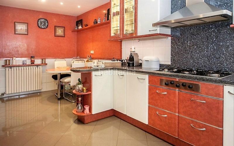 Foto 74bb5964-6e37-403d-9d56-63887f5ae79a. Haus in Ca n'Aurell Terrassa