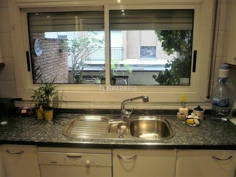 Foto b0ca0823-f94f-4fc7-a76b-9de6841a382e. Haus in Ca n'Aurell Terrassa