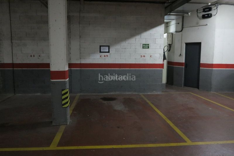 Foto 011f3325-8f97-4614-af7d-6aea20ea2d37. Aparcament cotxe a carrer ancianitat a Zona Esportiva Terrassa