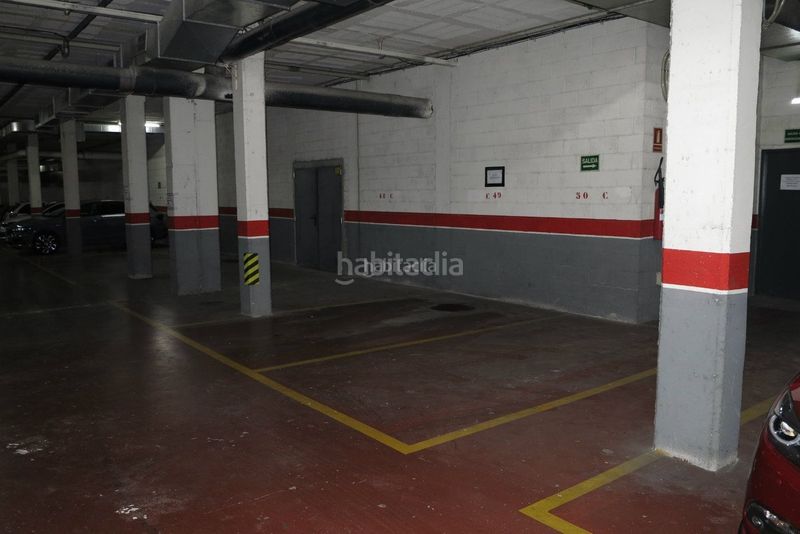 Foto b34f0ec7-1646-4c7d-ada3-24758c9efbb6. Aparcament cotxe a carrer ancianitat a Zona Esportiva Terrassa