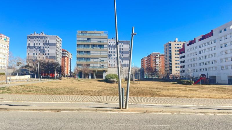 Foto b66426c4-5c7d-44de-88d5-497ad260a7c7. Location parking voiture dans Can Roca Terrassa