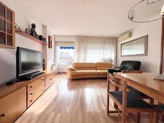 Etagenwohnung  Barbera. Pis 2 habitacions amb piscina comunitaria